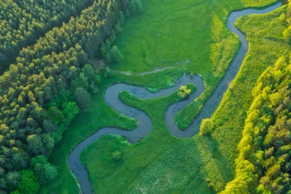 Survol commenté en Gyrocoptère de la VALLEE DE LA GARONNE avec Audioguide immersif - Bonjour Fun