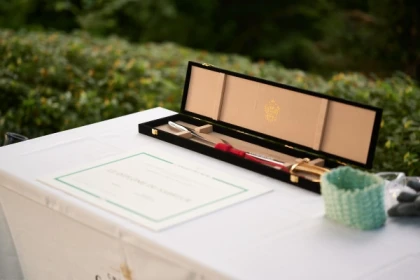 Visite & Initiation au Sabrage - Bonjour Fun