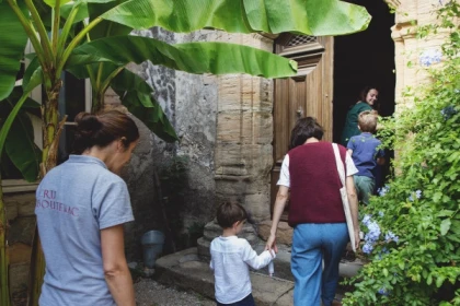 Visite insolite «  De l’âge d’or à la révolte de 1907 » - multilingue - Bonjour Fun