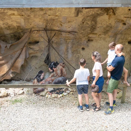 Visite libre : combiné Roc-aux-Sorciers et Forteresse d'Angles-sur-l'Anglin - Bonjour Fun