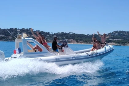 WGP ISSAMBRES -  Sortie en bateau avec skipper - Bonjour Fun