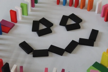 Atelier Chute de Dominos - Bonjour Fun