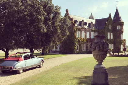 Balade et dégustations dans les vignobles en DS présidentielle - Bonjour Fun