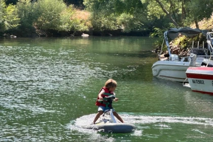 Baptême enfant en Jet Ski électrique - Bonjour Fun