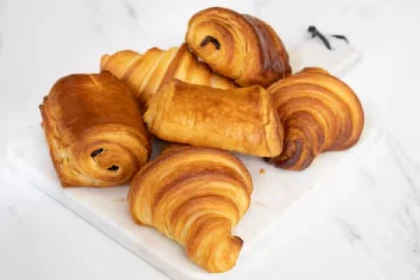 Croissants et pains au chocolat - Bonjour Fun