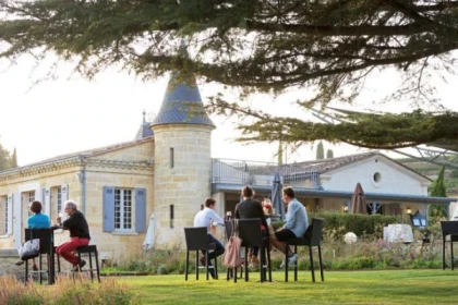 Depuis Bordeaux: tour privé à Saint Emilion - Bonjour Fun