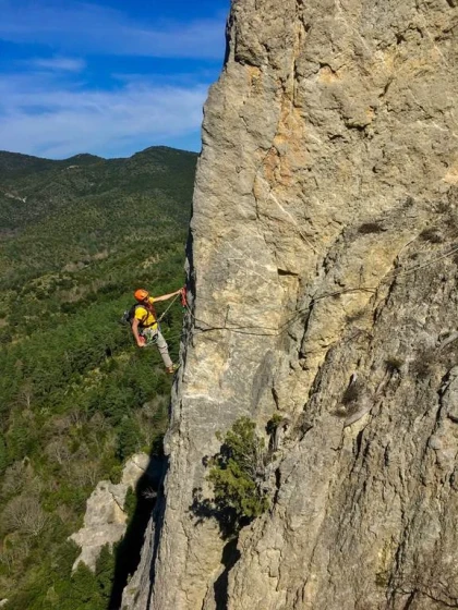 Stage initiation escalade grandes voies à Quillan (11), 3 j - Bonjour Fun