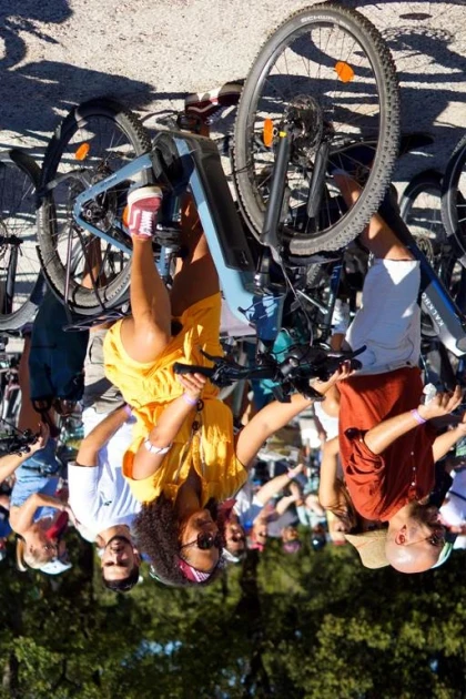 VELO VIN COPAINS - Bonjour Fun