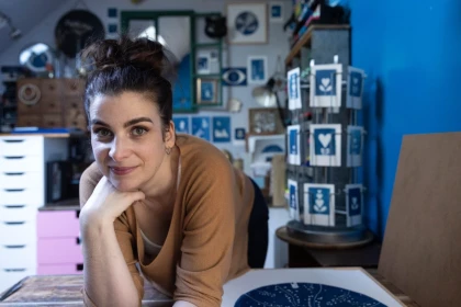 Venez faire des cyanotypes ! Une autre expérience de la photo - Bonjour Fun