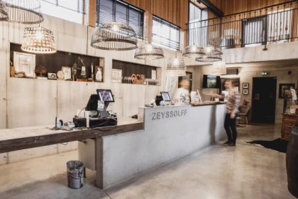 Visite de cave immersive, dégustation et repas planchette - Bonjour Fun