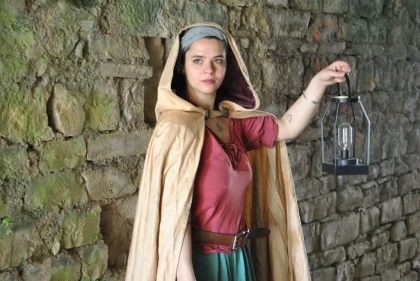 Visite de Cordes sur Ciel : les monstrueuses nocturnes d'Ellebore - Bonjour Fun