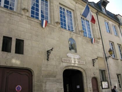 Visite guidée « L’hôtel de ville de Senlis » - Bonjour Fun