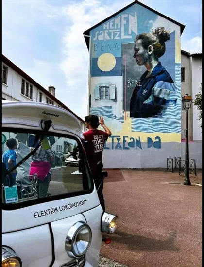 Visite "Street Art" Bayonne en Tuk Tuk - en FRANCAIS - Bonjour Fun