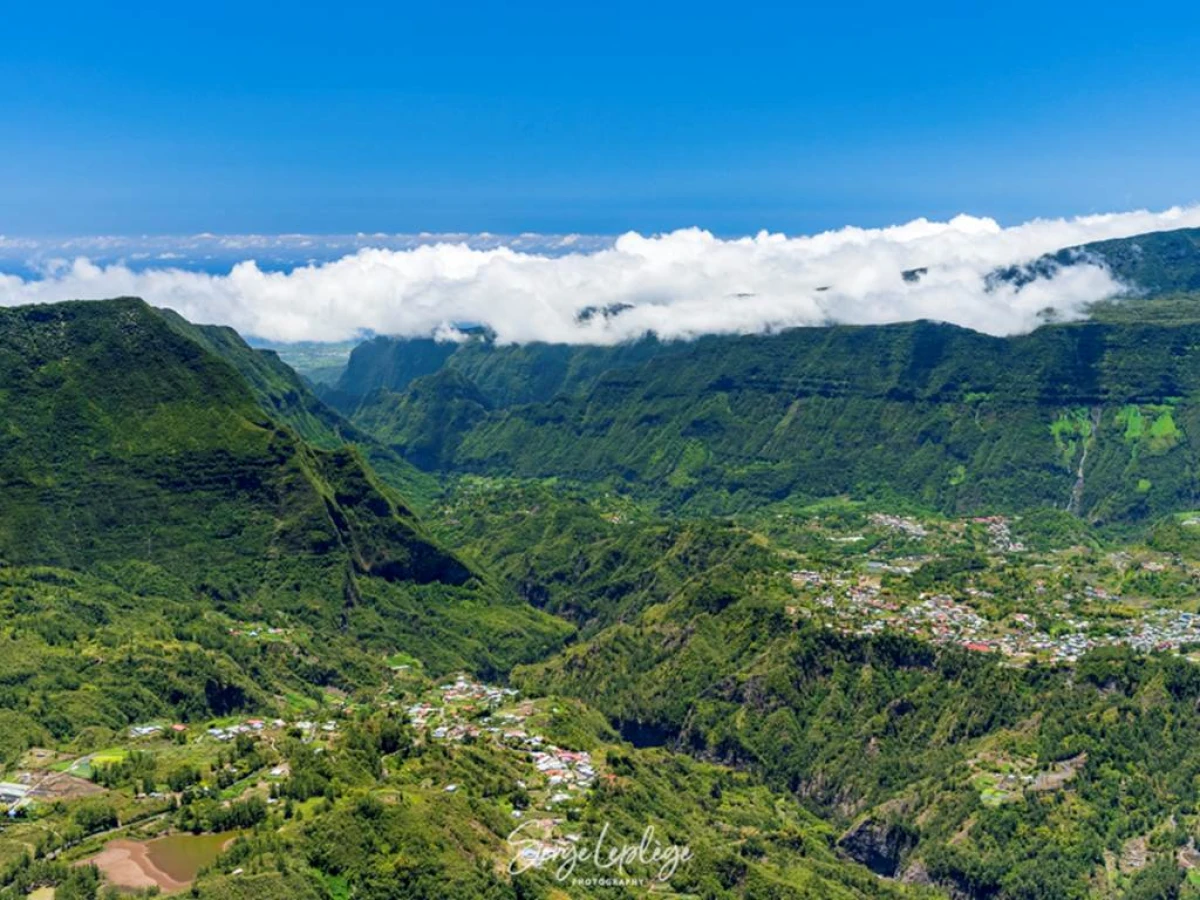 3 cirques vue sur le volcan ( 55mn ) - Bonjour Fun