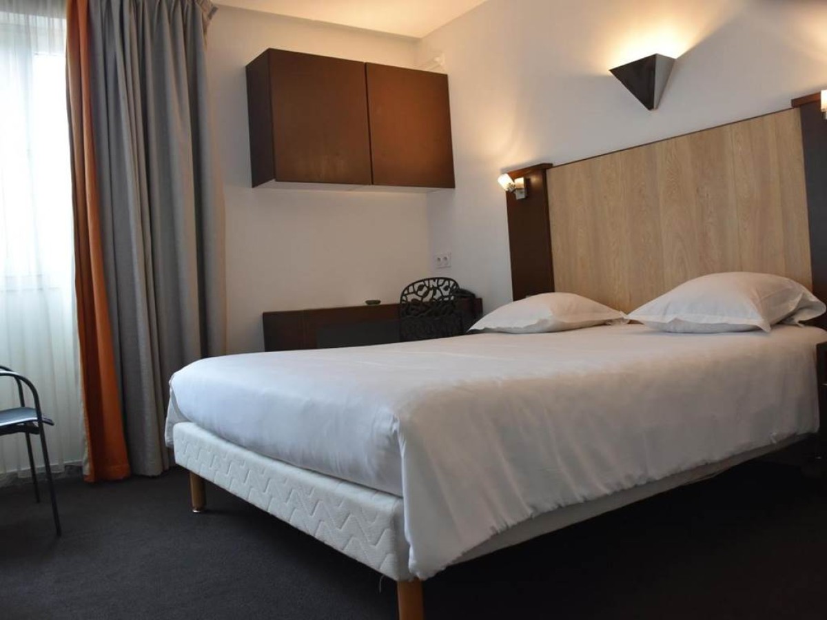 Adonis Arc Hotel Aix - Bonjour Fun