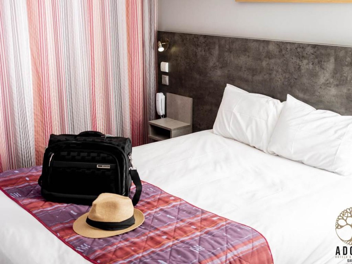 Adonis Gapotel - Bonjour Fun