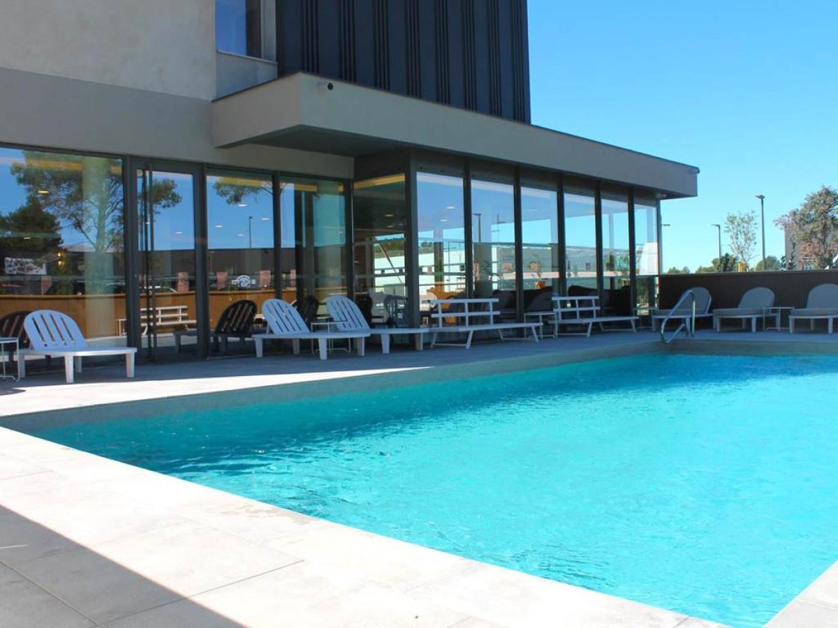 Adonis le Castellet - Bonjour Fun