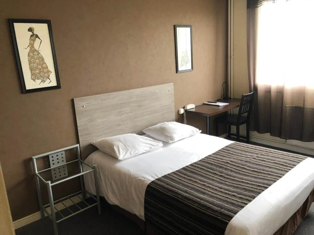 Adonis Lyon Est Hôtel Artys - Bonjour Fun