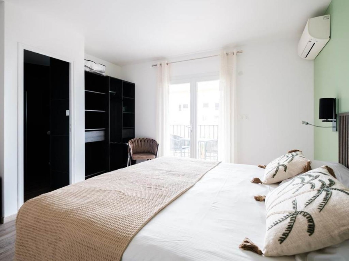 Anglade Hotel - Bonjour Fun