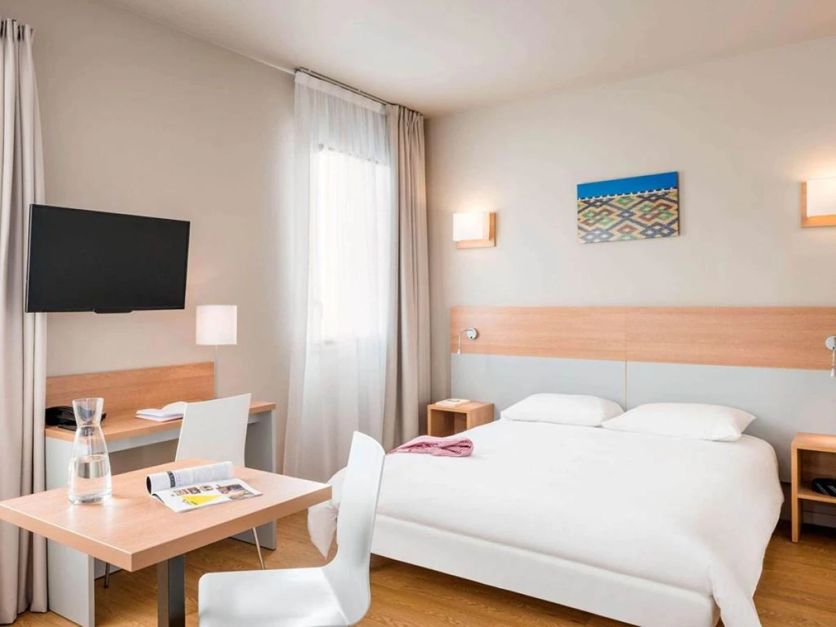 Aparthotel Adagio Access Dijon République - Bonjour Fun