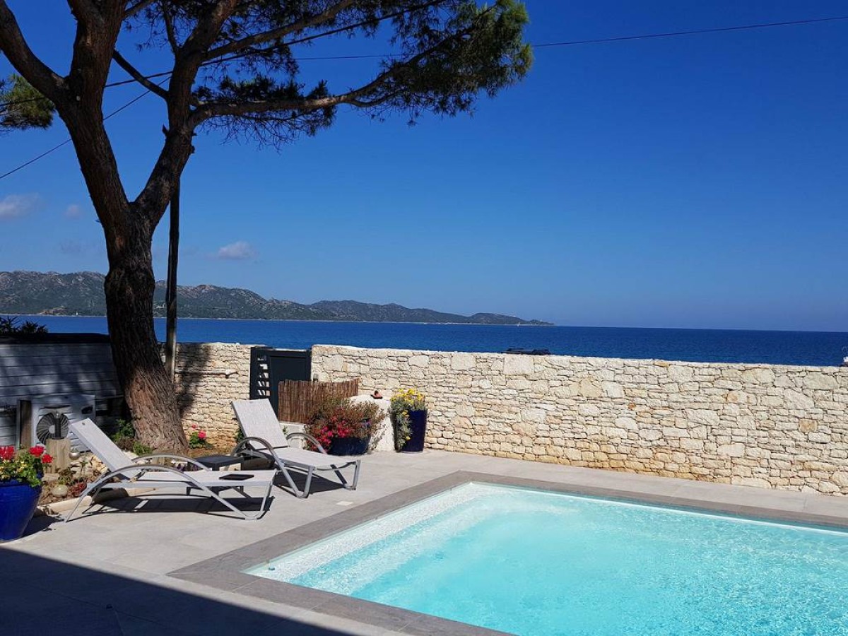 Appart Bleu Azur  Appart Hôtel à Saint-Florent - Bonjour Fun