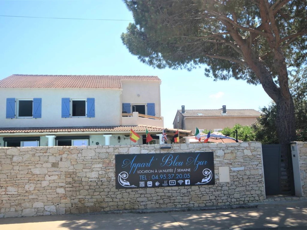Appart Bleu Azur  Appart Hôtel à Saint-Florent - Bonjour Fun