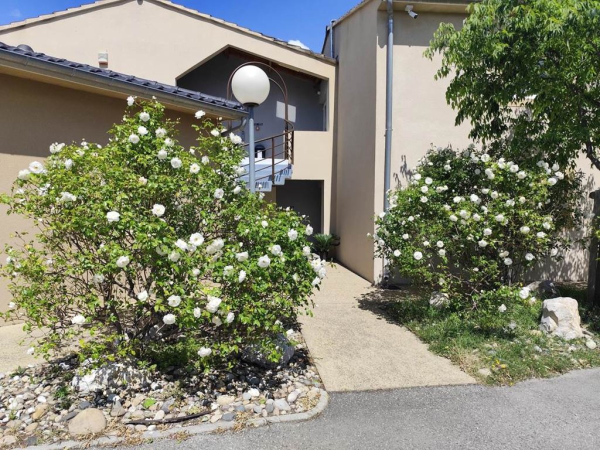 Appart'hotel Residella House Room & Kitchen Avigno - Bonjour Fun