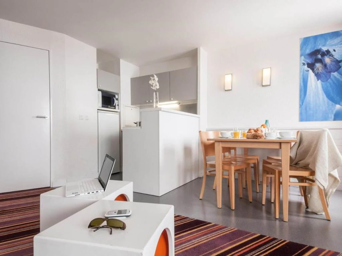 Appartement 2 Pièces + 1 Coin Nuit 6 Personnes Vue - Bonjour Fun