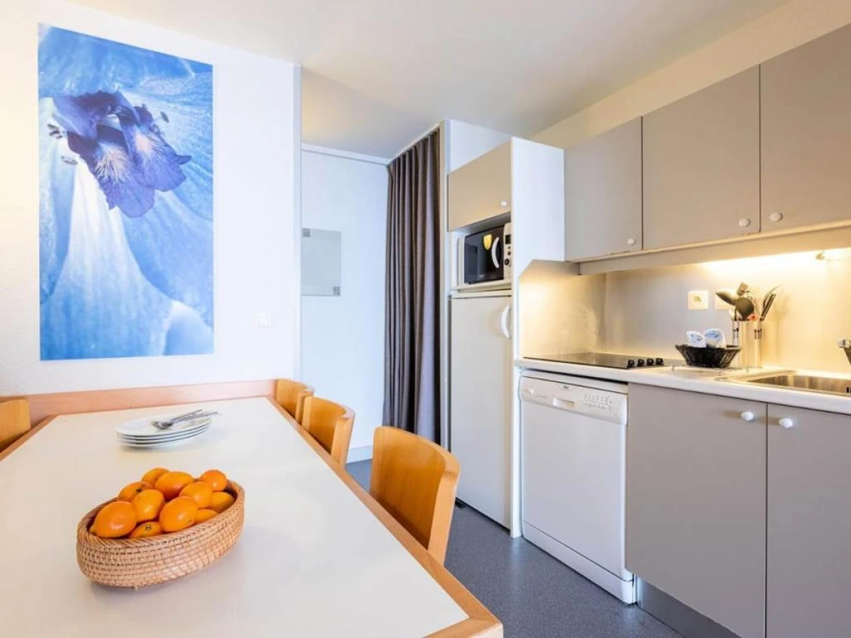 Appartement 2 Pièces + 1 Coin Nuit 6 Personnes Vue - Bonjour Fun