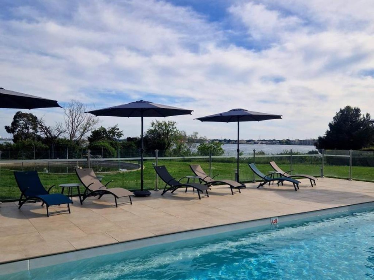 Ariane Hôtel Fos sur Mer - Bonjour Fun