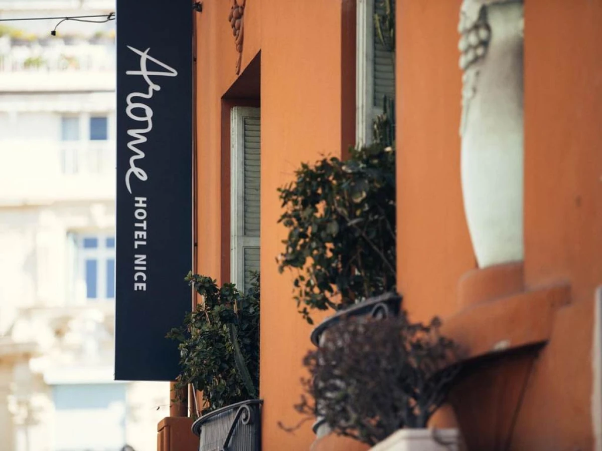 Arome Hotel - Bonjour Fun