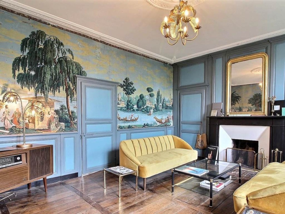 Artefact - Bonjour Fun