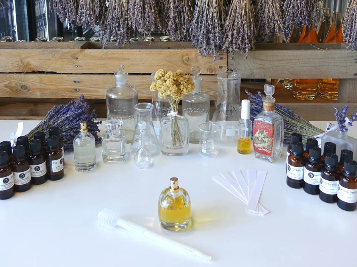 Atelier Création de Parfum Naturel - Bonjour Fun