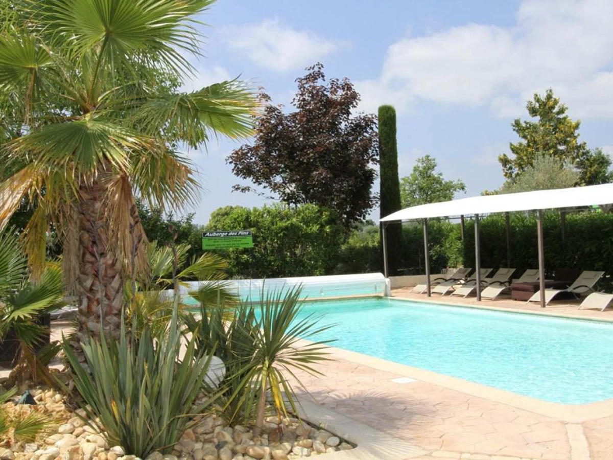 Auberge Des Pins - Bonjour Fun