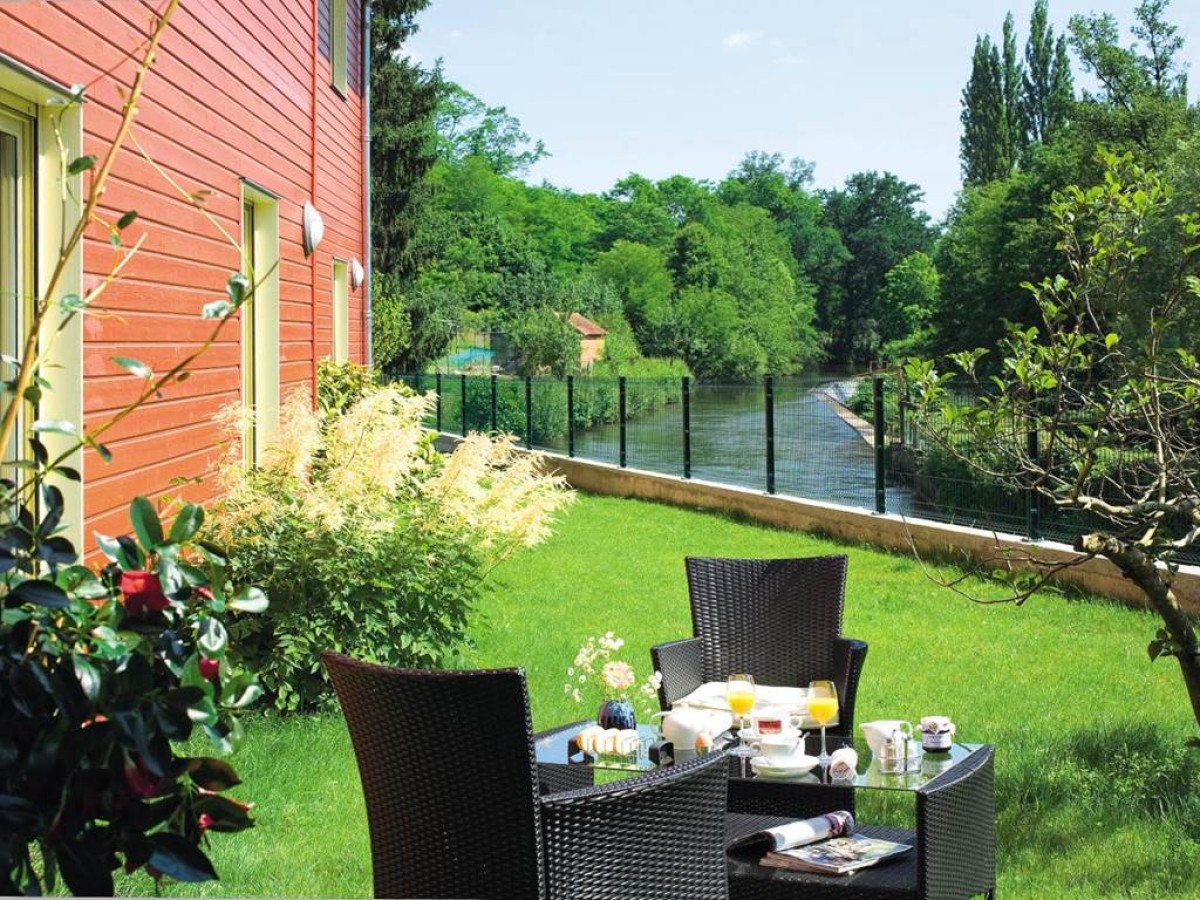 Auberge Du Moulin Marin - Bonjour Fun