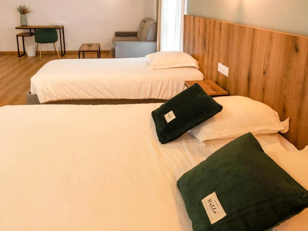 Auberge les Oliviers - Bonjour Fun