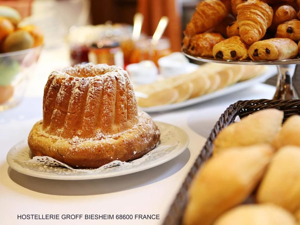 Aux Deux Clefs Hostellerie Groff - Bonjour Fun
