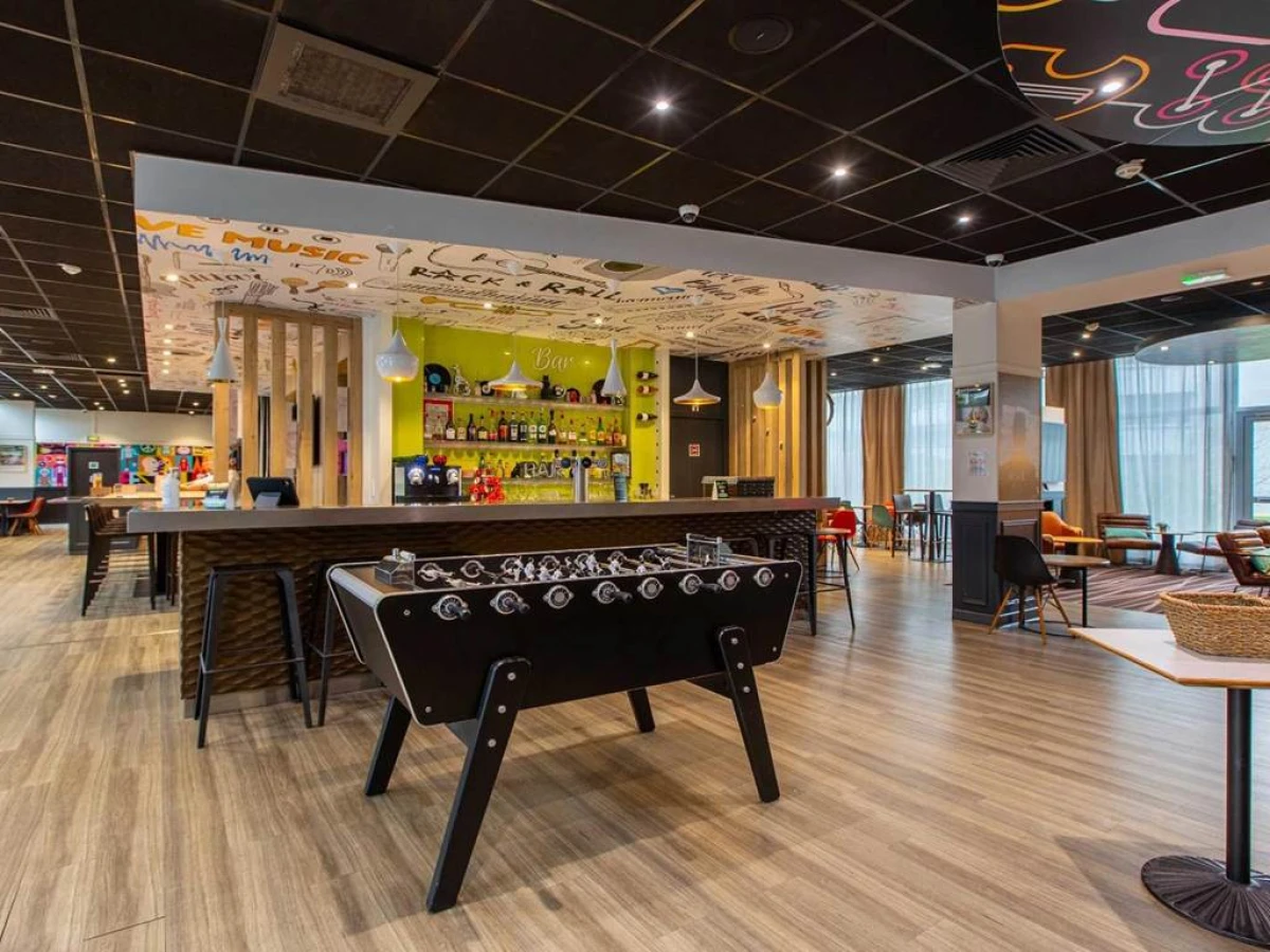 B&B HOTEL Orléans Centre Foch - Bonjour Fun