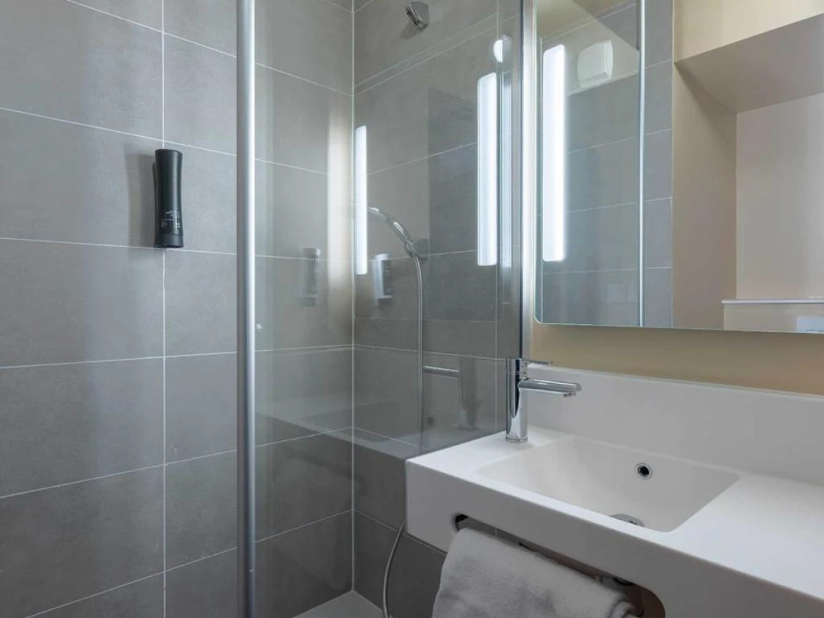 B&B HOTEL Saint-Pierre-en-Faucigny Bonneville - Bonjour Fun