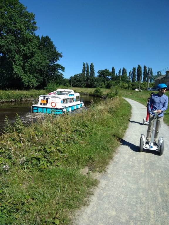 Balade au bord du canal d'Ille et vilaine Rennes - Bonjour Fun