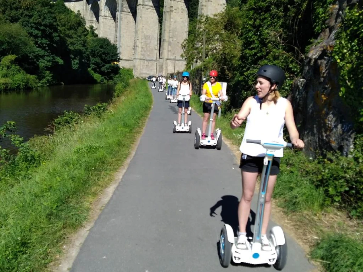 Balade bords de Rance, ville de Dinan - Bonjour Fun