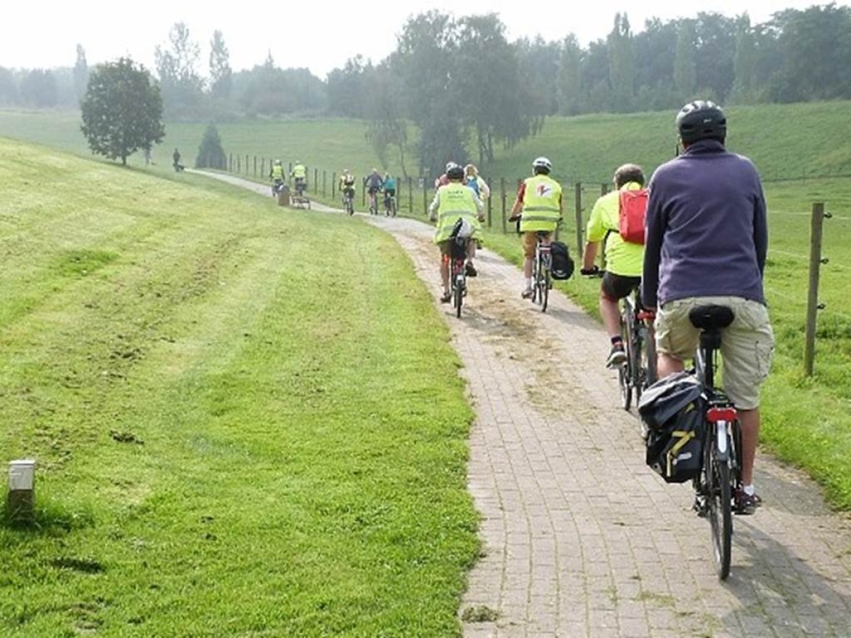 Balade cycliste à la découverte de quelques verges du territoire - GRACQ - Bonjour Fun