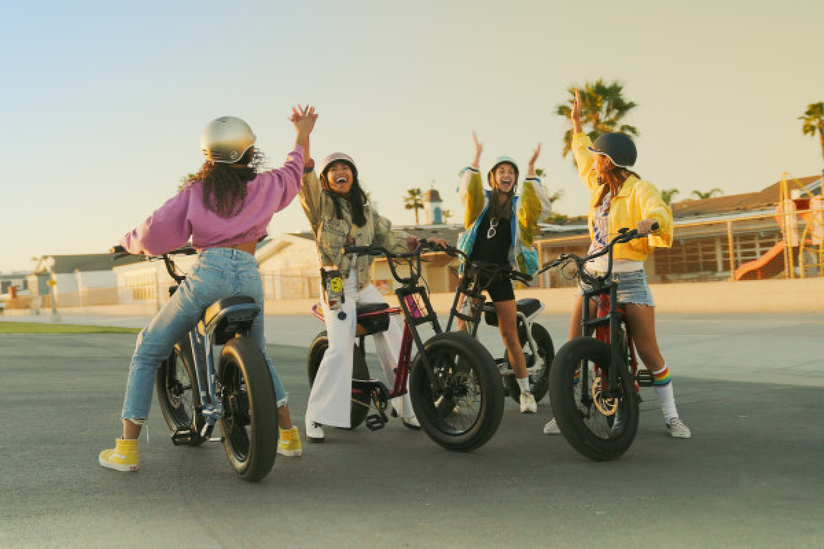 Balade en FATBIKE ELECTRIQUE au bord de mer- St Aygulf - Bonjour Fun