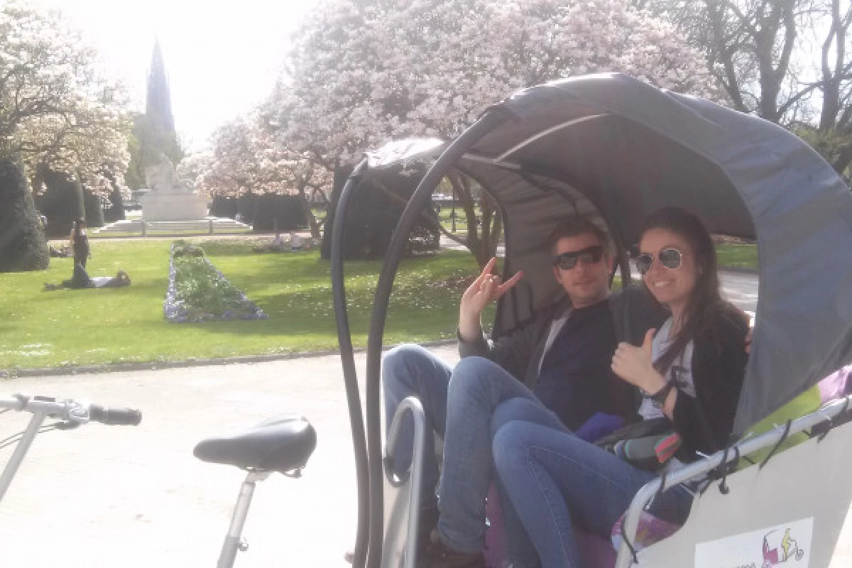Balade en vélo-calèche: Circuit AB - Bonjour Fun