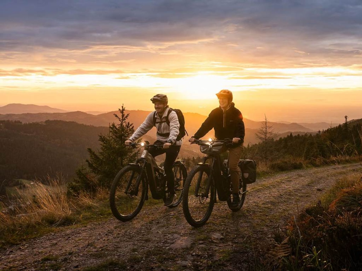 Balade en VTT électrique entre Loire et Ardèche - Bonjour Fun