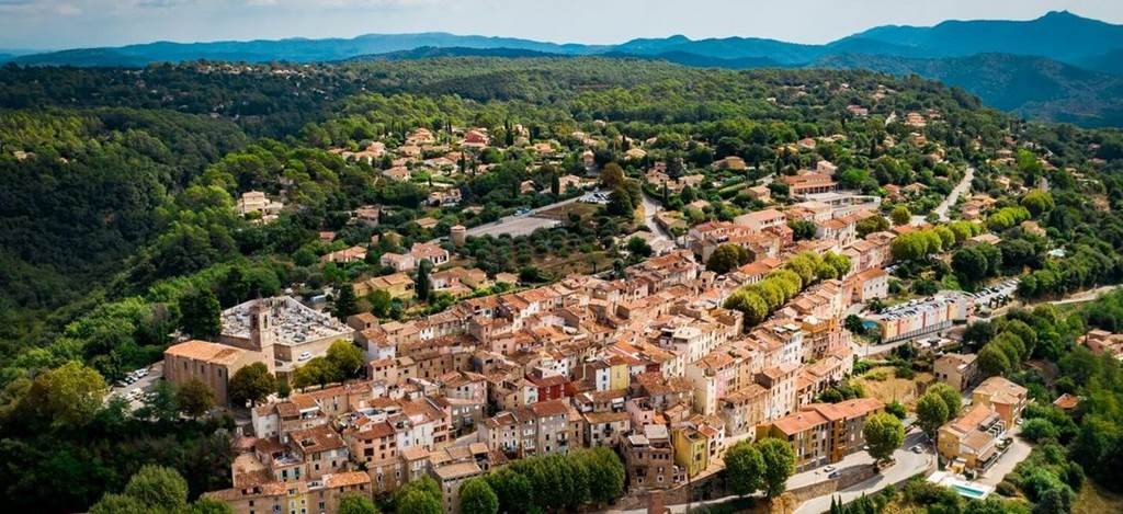 Balade entre Mer et Terre en vélo électrique : Explorez les paysages du Var - Bonjour Fun