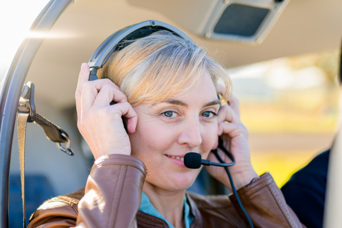 Baptême de l’air touristique en avion au-dessus de CONDOM avec Commentaires culturels - Bonjour Fun