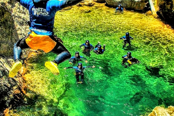Canyoning Río Verde – SaltaRíos - Bonjour Fun