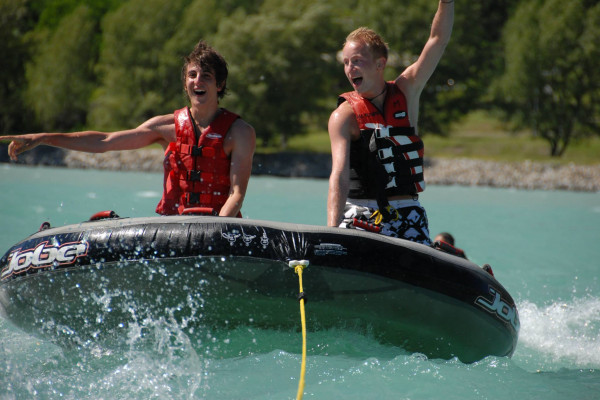 Bouées tractées - Savines-le-Lac - Bonjour Fun