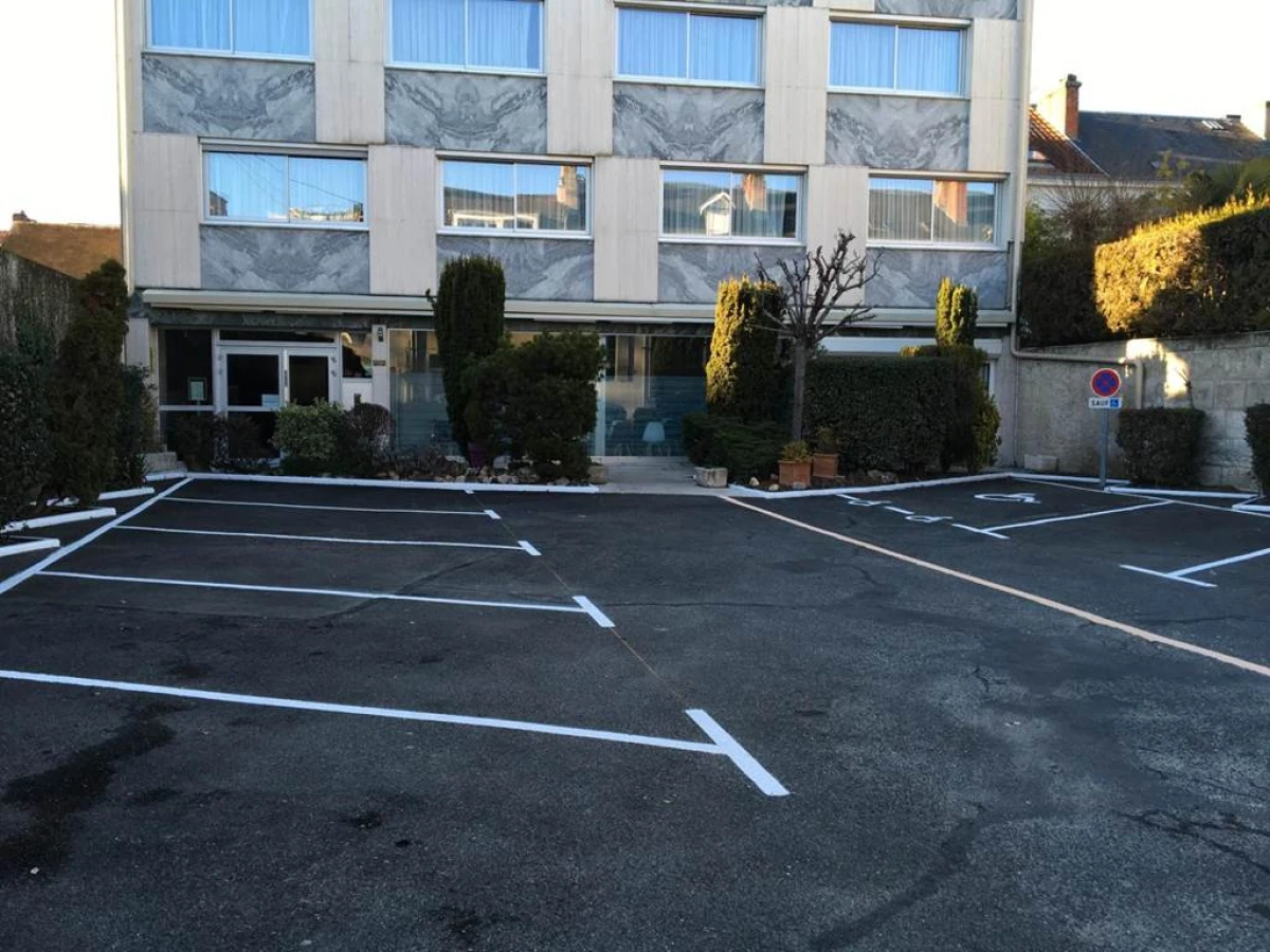Bristol Logis Cit'Hotel Périgueux Centre - Bonjour Fun